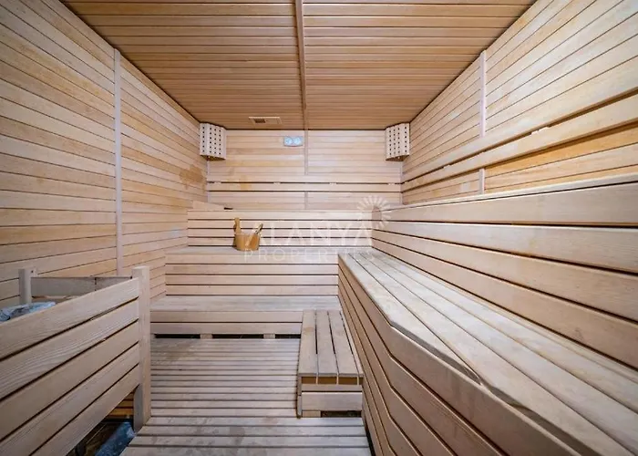 Calista, Empire, Seven Stars Hotel 5*