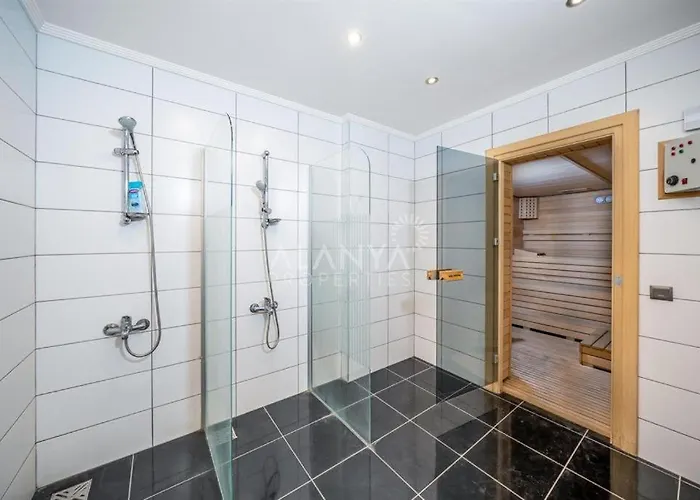 Calista, Empire, Seven Stars