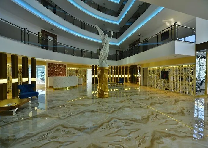 Hotel Calista, Empire, Seven Stars