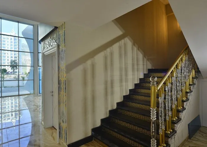 Hotel Calista, Empire, Seven Stars 5*