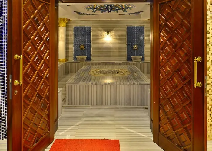 Hotel Calista, Empire, Seven Stars