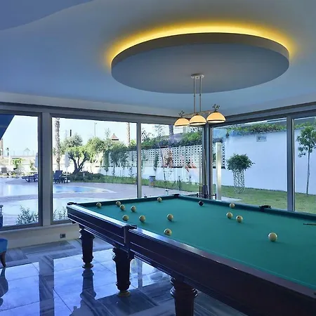 Calista, Empire, Seven Stars