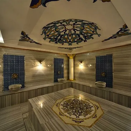 Calista, Empire, Seven Stars Hotel