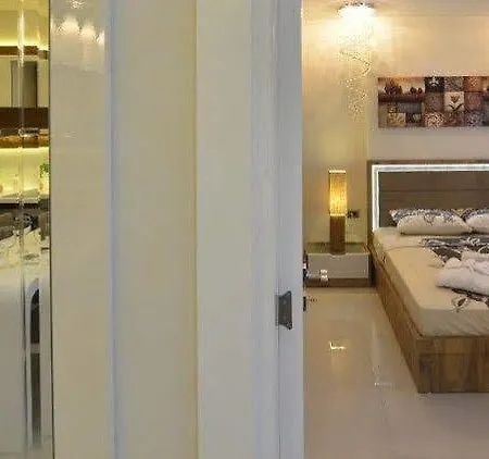 Hotel Calista, Empire, Seven Stars 5*