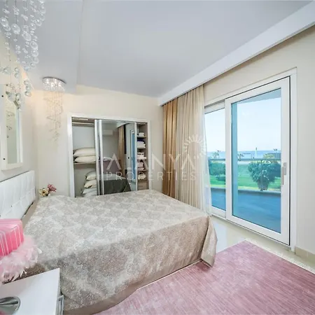 Отель Calista, Empire, Seven Stars