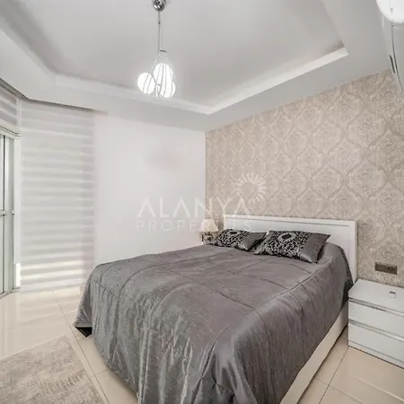 Calista, Empire, Seven Stars Отель